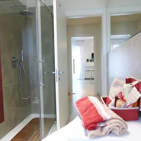 Modern & Strategic *